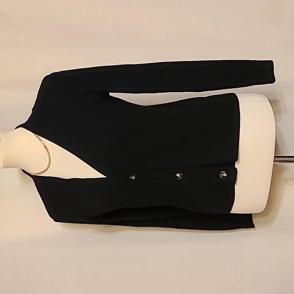 Uniqlo Black Knit Ribbed V-neck Cardigan - Picture 3 of 9
